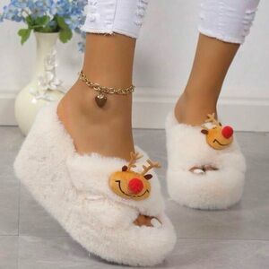 Women's Fluffy Reindeer Slippers - White